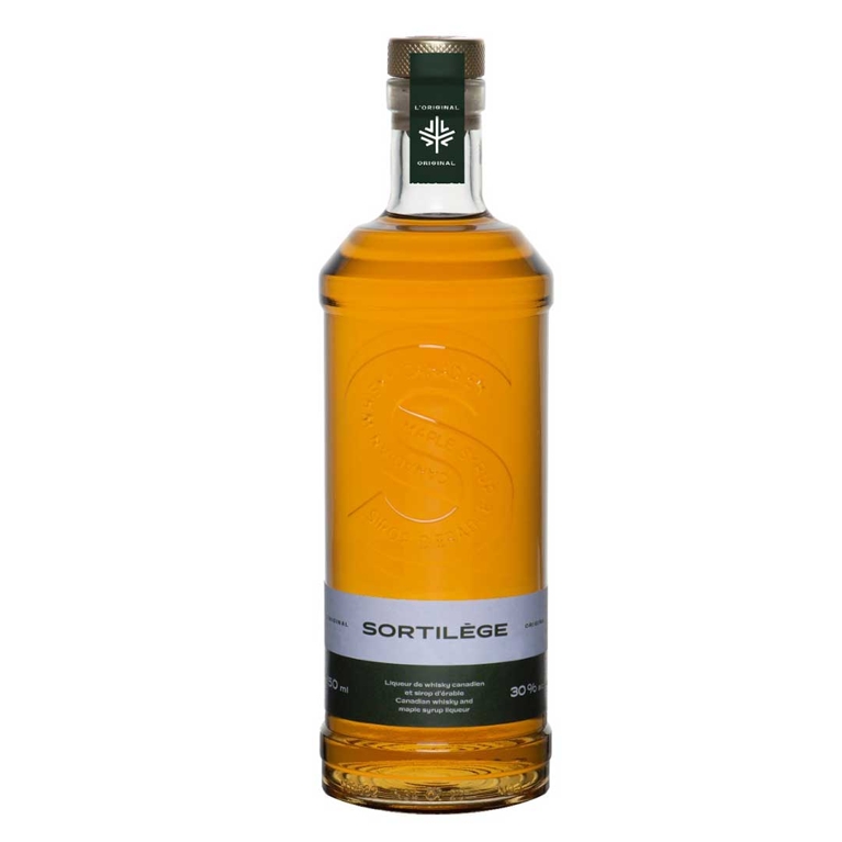 A bottle of Sortilège maple whisky with the words (in French and English) "Canadian whisky and maple syrup liqueur"