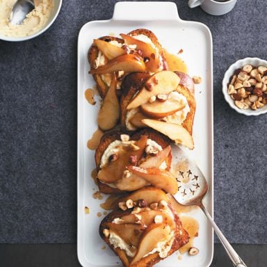 Creamy Pear & Mascarpone Brioche