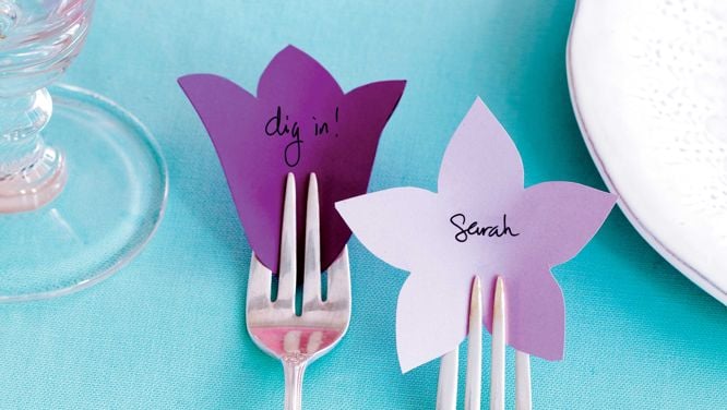 A Pretty & Simple Mother's Day Place Setting Craft