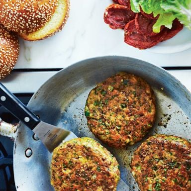 Chickpea-Falafel Burger