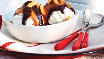 Spiced Nut Sundae