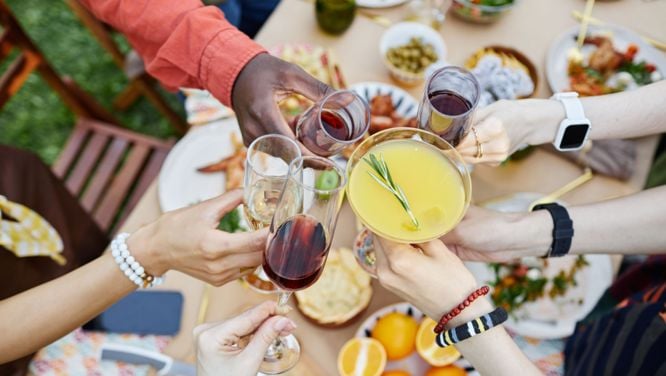 Fail-Safe Drinks To Serve All Summer Long
