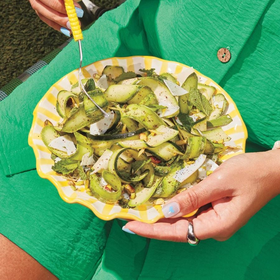 quick-zucchini-salad-mizithra-