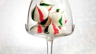 Peppermint Meringue Kisses