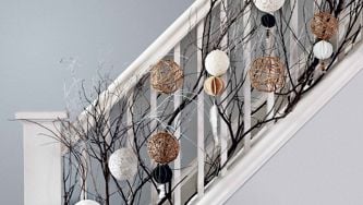 How To Make Beautiful Snowball Ornaments From Twine And Felt