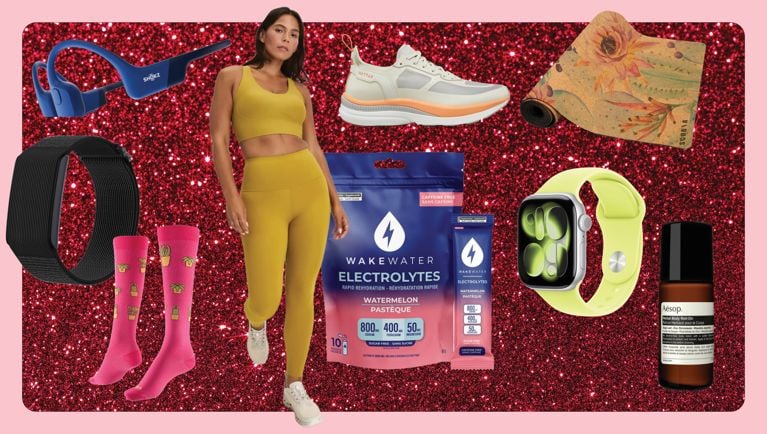A black running glove in a post about best fitness gifts.