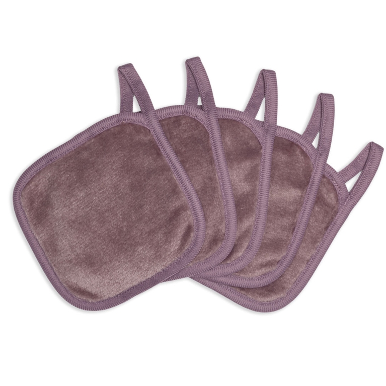 Lavoh Makeup Removing Face Cloths for an article about how to wash your face according to a dermatologist.