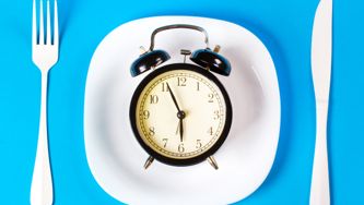 What Is The Healthiest Time To Eat Dinner?