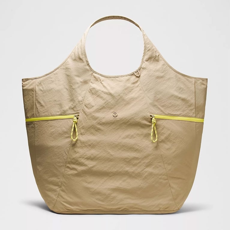 riddell f7 helmet price Air Youth Elite X-Small / Molded Gloss White promo_BF23 and provide all Color:White and Yellow Vuitton Josh Backpack Louis