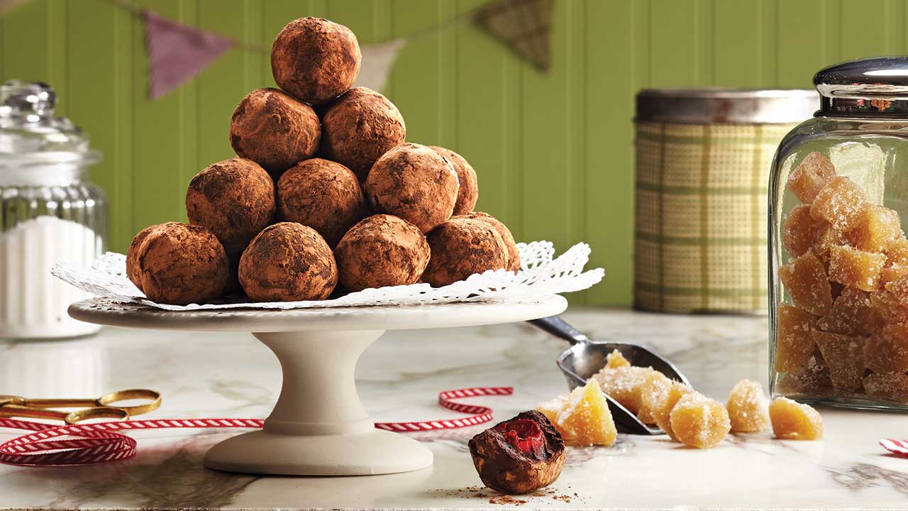 Dark-Chocolate Cherry Cordials Recipe - Chatelaine
