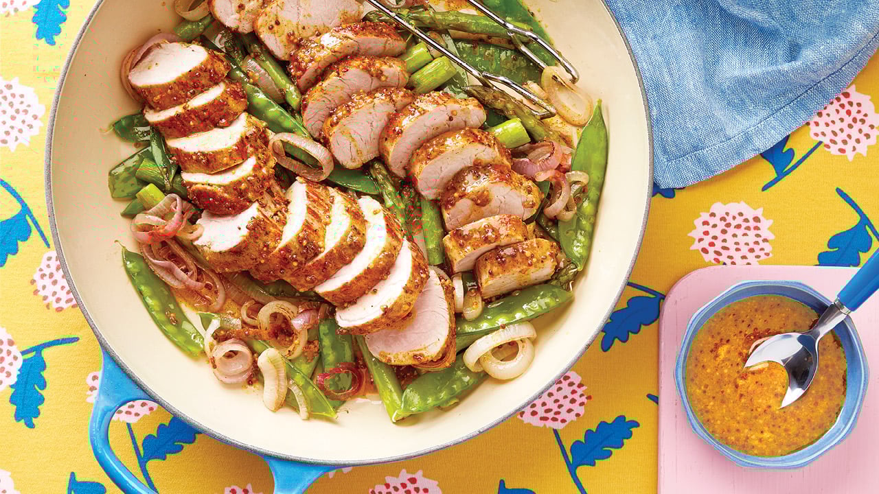 One-Pan Pork Tenderloin with Asparagus and Snow Peas - Chatelaine