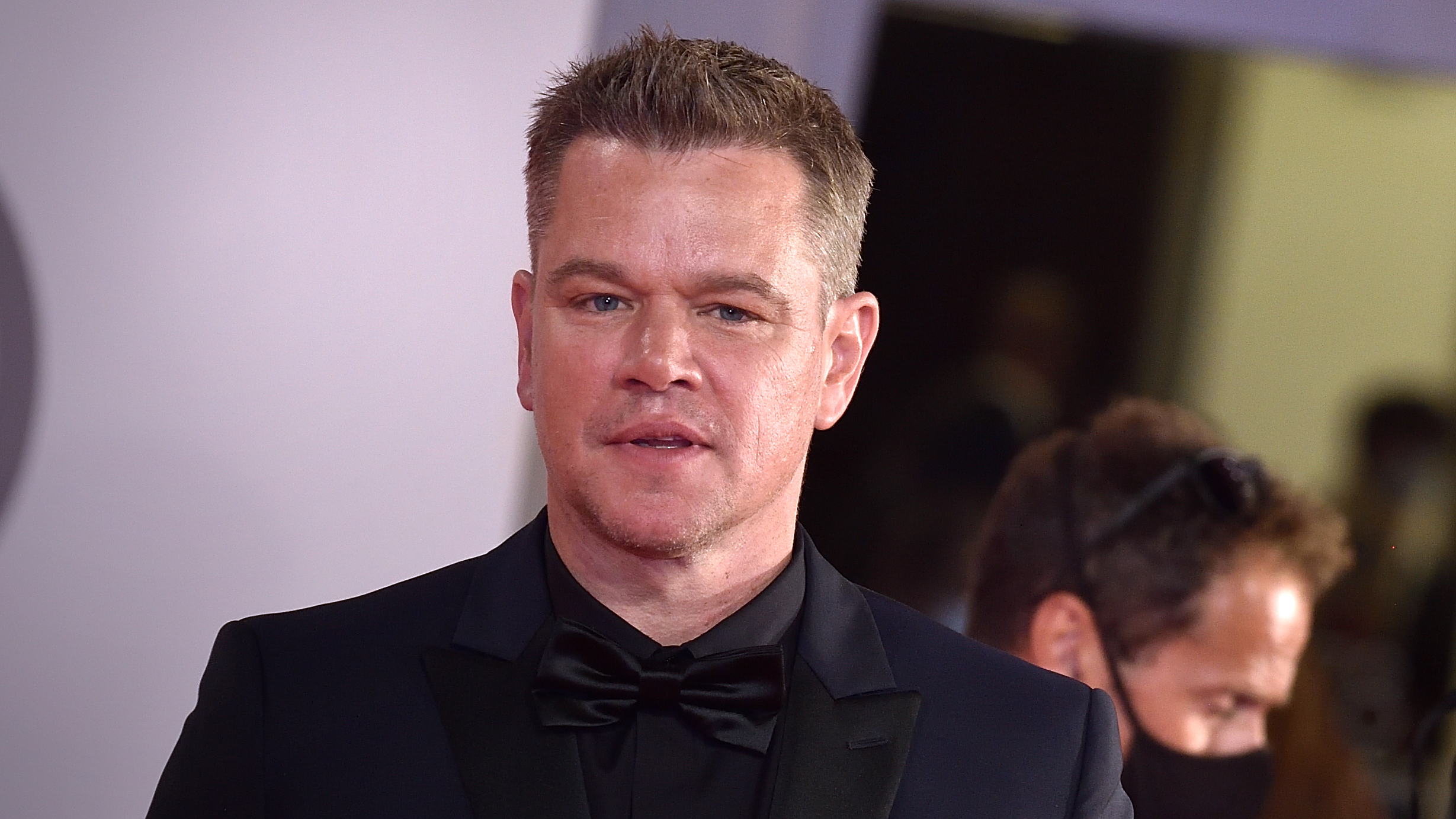 Why Do All These Celebrities Keep Talking About Cryptocurrency?! -  Chatelaine